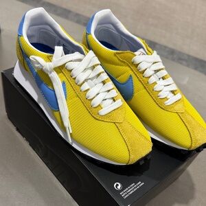 Nike Women’s  Vibrant Yellow and Blue Sneakers